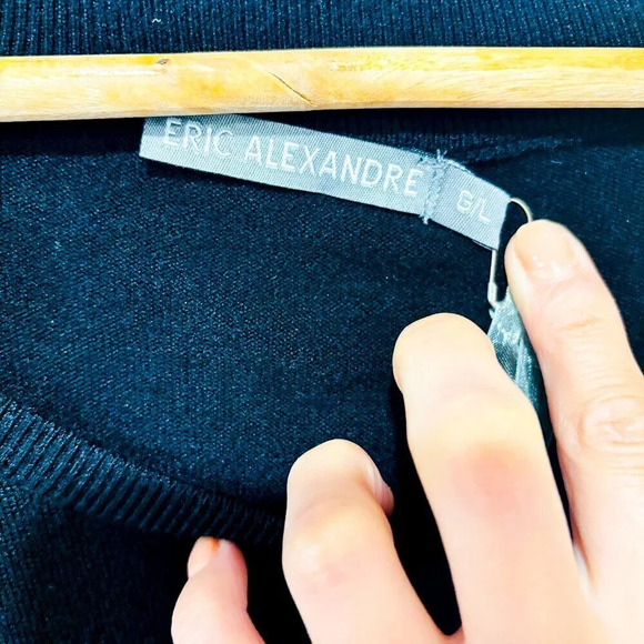 ERIC ALEXANDRE Two-Tone Black & Beige Asymmetric Tunic Sweater | Medium * - Picture 4 of 9